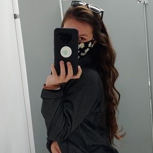 Meet your Posher, Lea